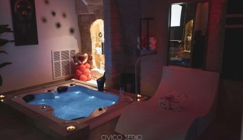 Deluxe Suite with Spa Bath