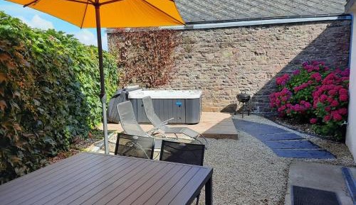 Apartment with Terrace