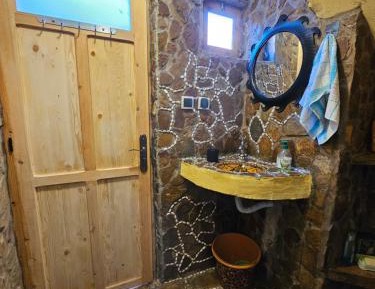 Deluxe Double Room with Shower