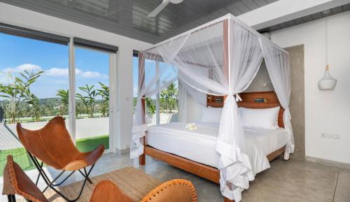 Deluxe Double Room with Balcony and Sea View