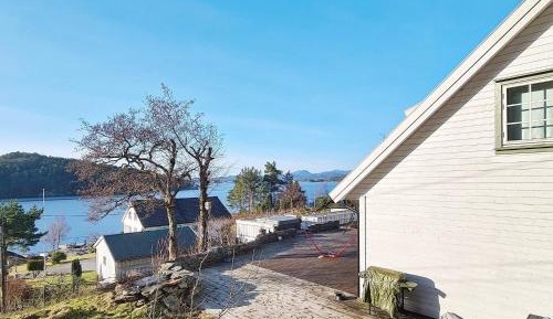 Four-Bedroom Vacation Home