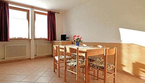 Superior One-Bedroom Apartment