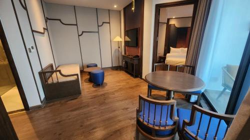 Two-Bedroom Apartment - Oceanfront 