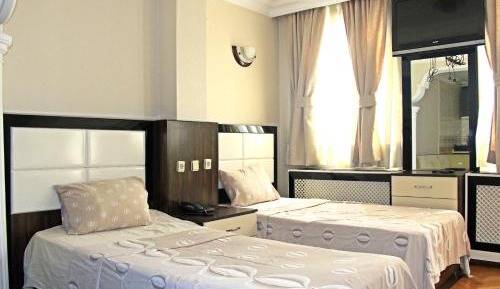 Double or Twin Room with Shower