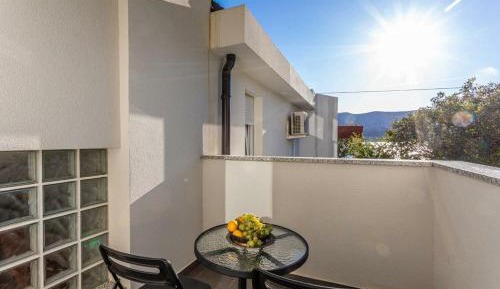 Deluxe Double Room with Balcony and Sea View