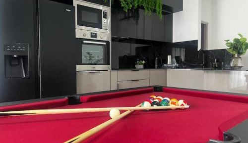 Four-Bedroom Deluxe Apartment