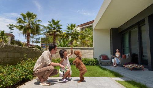 Dog Friendly Family Suite, Courtyard Deluxe