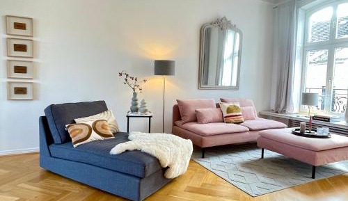 Apartment with Garden View