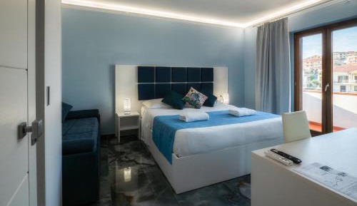 King Room with Balcony