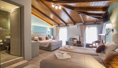 Premium Roof Top Suite with Spa Bath