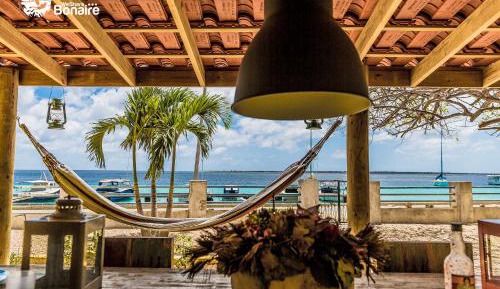Family Room with Sea View