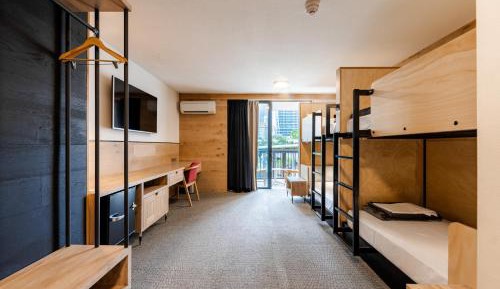 Bed in 4-Bed Mixed Dormitory Room