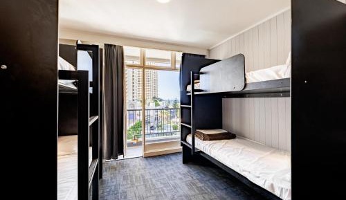 Bed in 6-Bed Mixed Dormitory Room