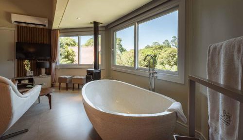 Apartment with Garden View