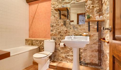 Triple Room with Bath