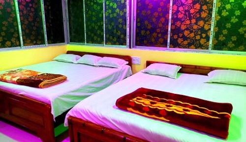 6-Bed Mixed Dormitory Room