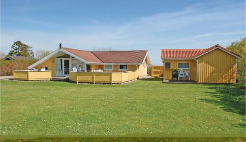 Four-Bedroom Holiday Home