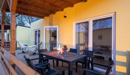 Bungalow with Sea View