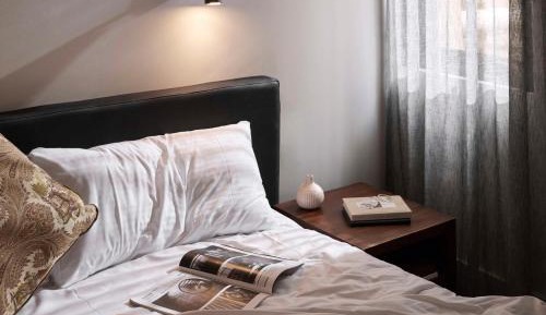 Heritage King Room