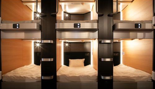 Male Dormitory Room with Shared Shower Room - Non-Smoking