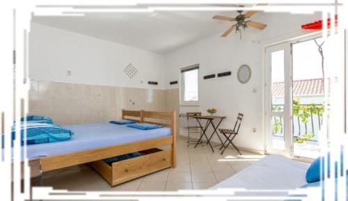 Standard Twin Room with Sea View
