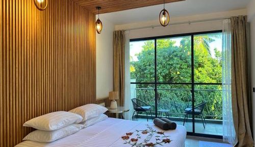 Deluxe Double Room with Balcony and Sea View