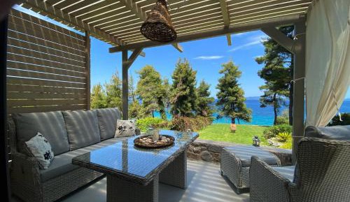 Bungalow - Beach Front