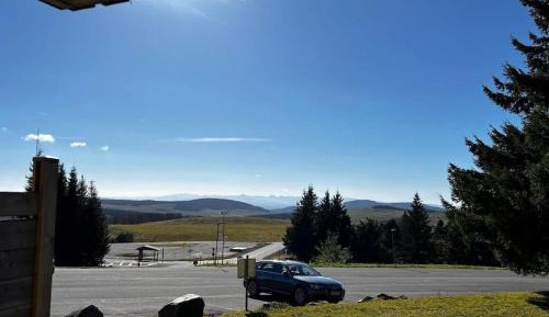 One-Bedroom Apartment with Terrace
