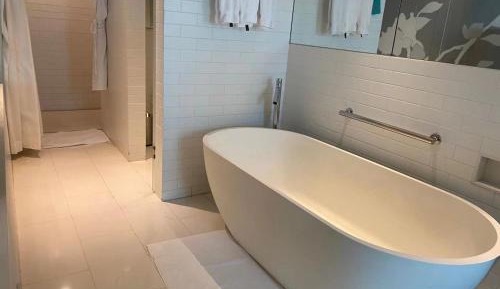 Classic Double Room with Two Double Beds and City View