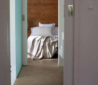 Villa with Garden View