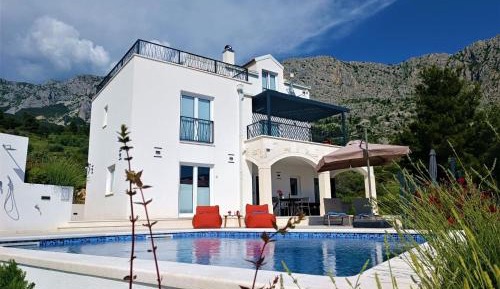 Villa with Private Pool
