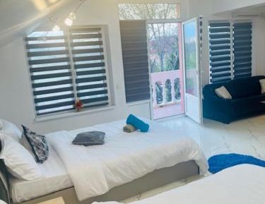 King Room with Balcony