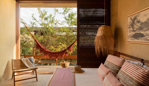 Suite with Garden View