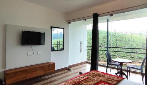 Deluxe Double Room with Balcony