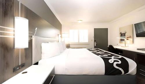 Queen Room - Non Smoking