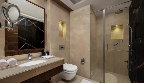 Twin Room with free city shuttle Welcome drinks Complimentary Steam, Sauna & Pool, VIP Kailashnath Mahadev Statue Tour & Live Magic Show