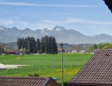 Apartment with Mountain View