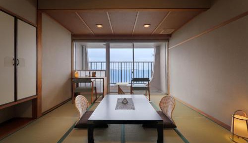 Japanese-Style Quadruple Room