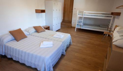 4-Bed Mixed Dormitory Room
