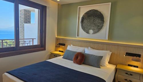 One-Bedroom Suite (2 Adults)