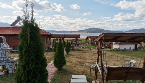 One-Bedroom Bungalow