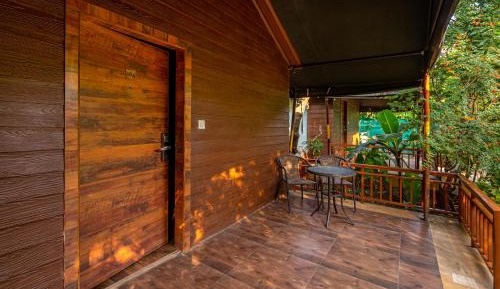 Winter Green Cottage