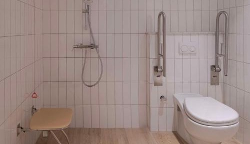 King Room - Mobility Accessible 