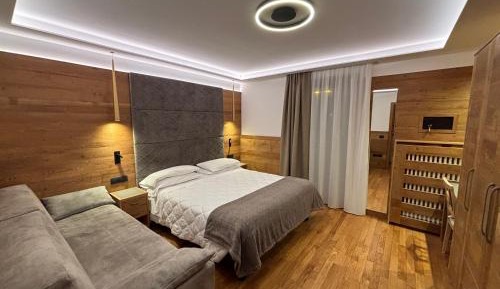 Apartment - Split Level