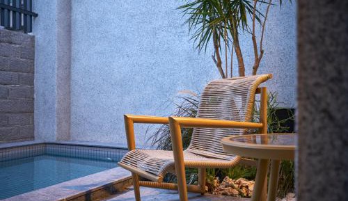 Double Room with Pool View