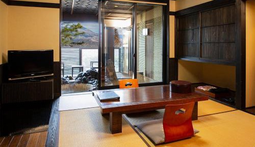 Japanese-Style Suite - YUKINOSHITA