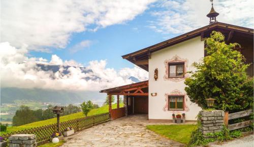 Six-Bedroom Holiday Home