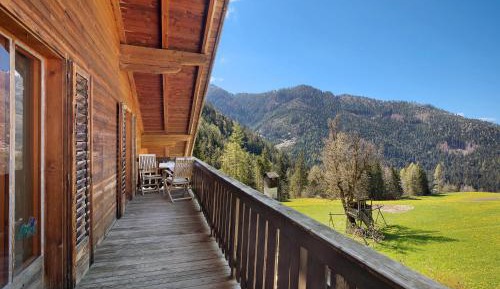 Three-Bedroom Superior Apartment