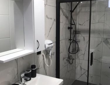 Apartment with Garden View