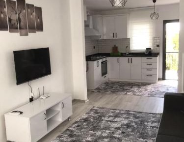 Apartment with Garden View